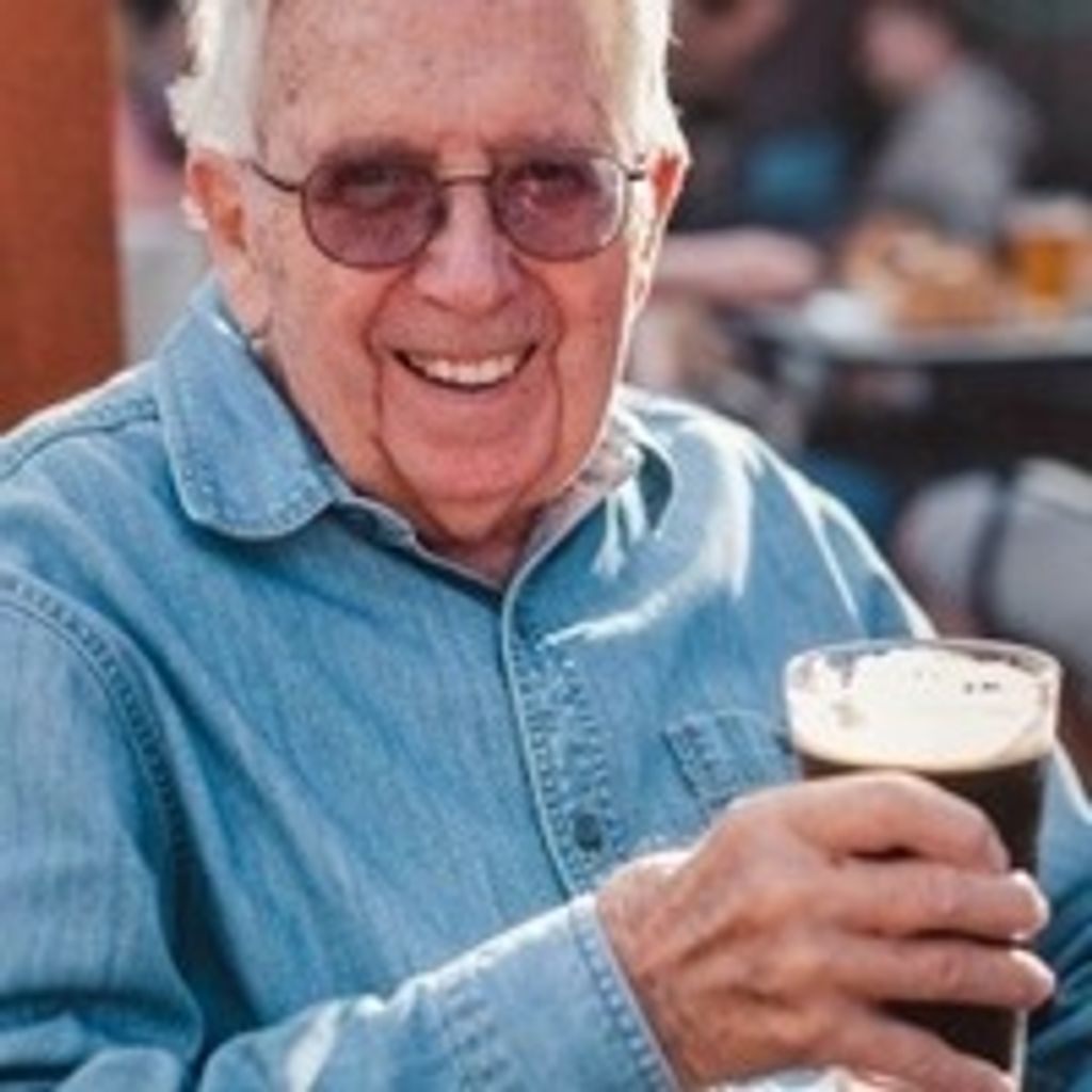 Lowell M "Jerry" Hawes