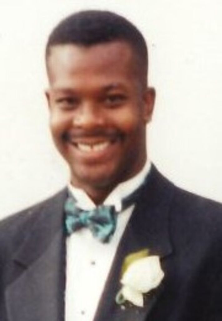 Donovan Lloyd Earlington Profile Photo