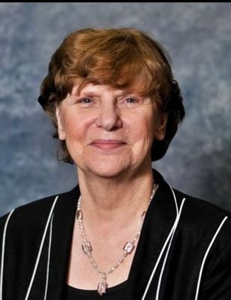 Arlene M Korab