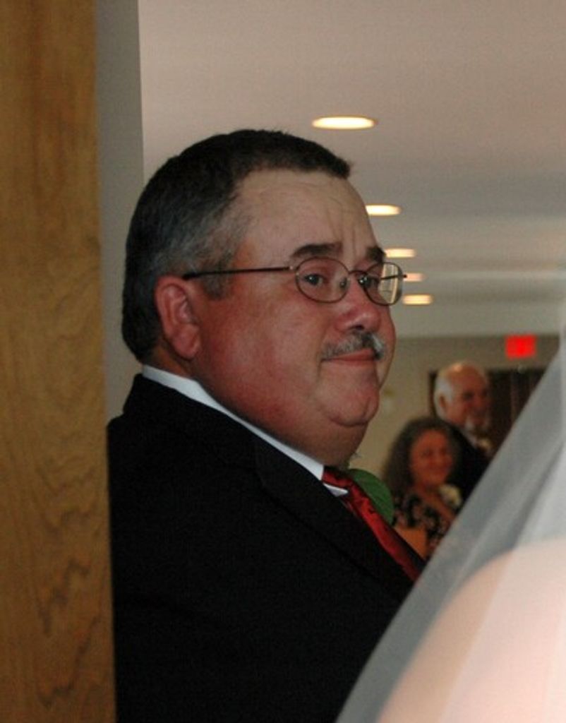 Michael Lewis Jones Profile Photo