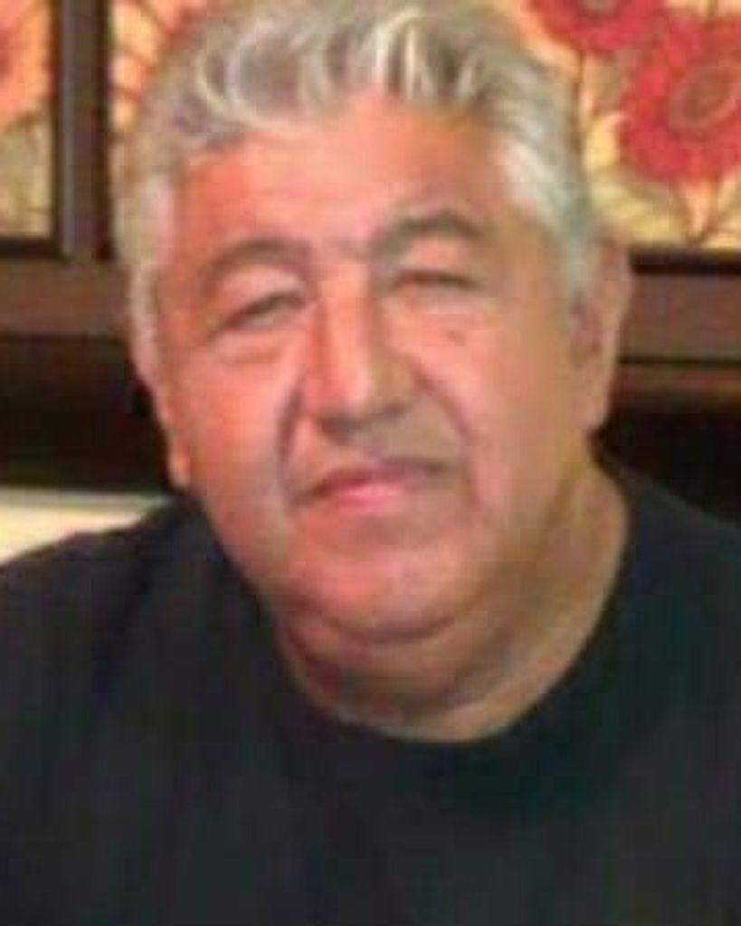 Javier Flores Profile Photo