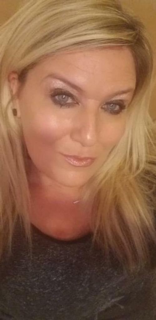 Nikki Tanner Vaughan Profile Photo