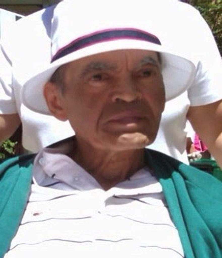 Luis Arcangel Martinez Profile Photo