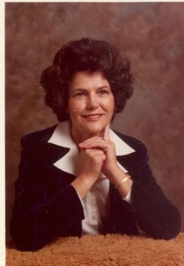 Lucille Bates Davis
