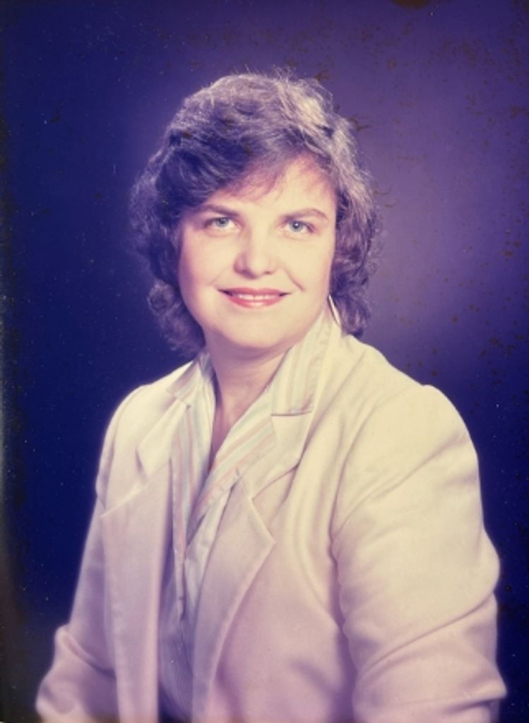 Claudia Woolston Harris Profile Photo