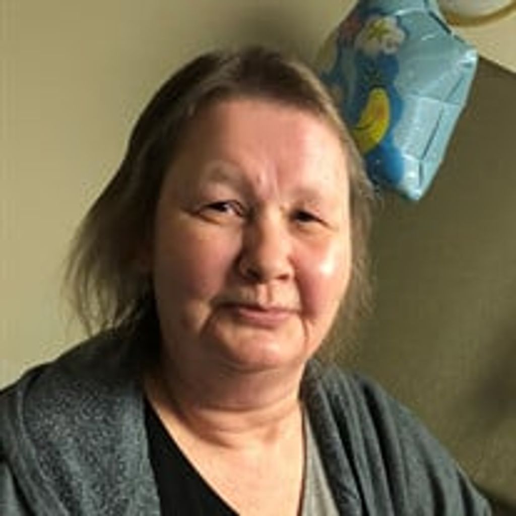 Mrs.  Lisa Middleton Oswalt