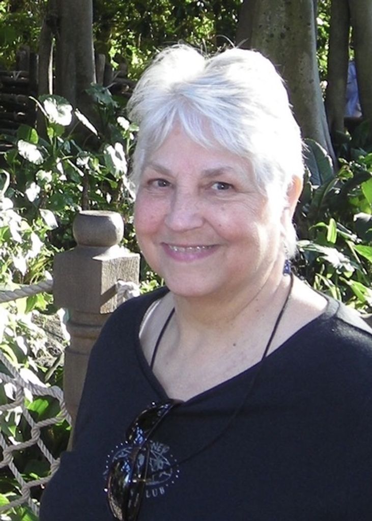 Ann Ross Leclair Profile Photo