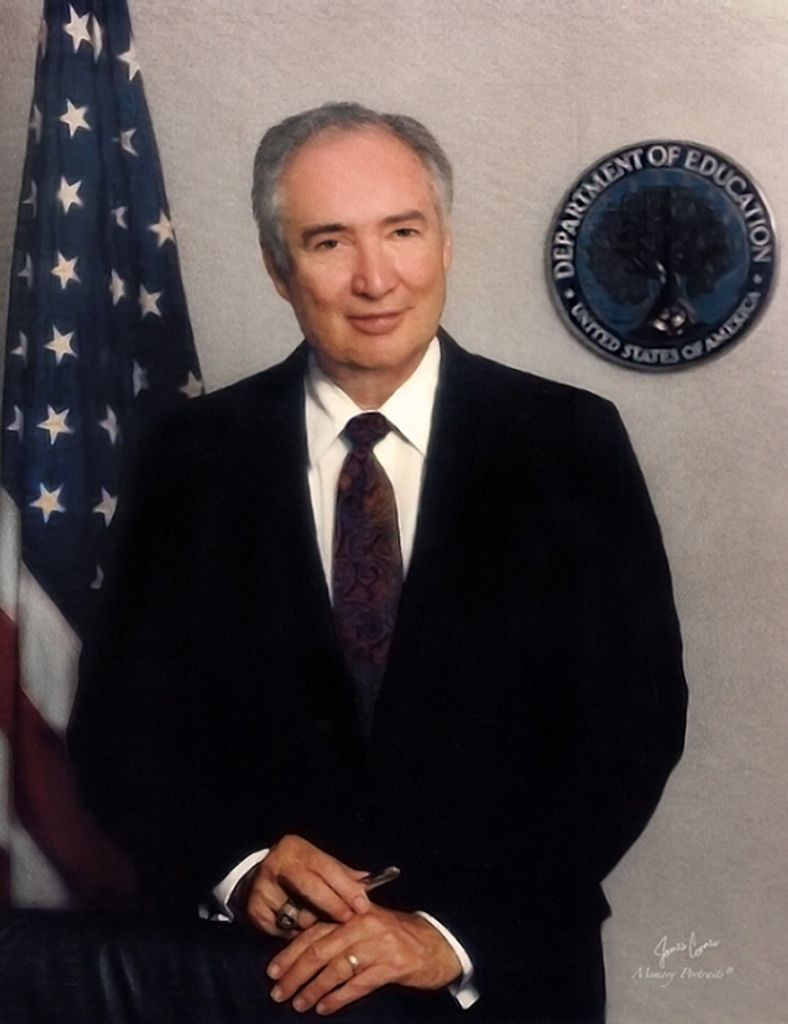 Lauro Cavazos Profile Photo