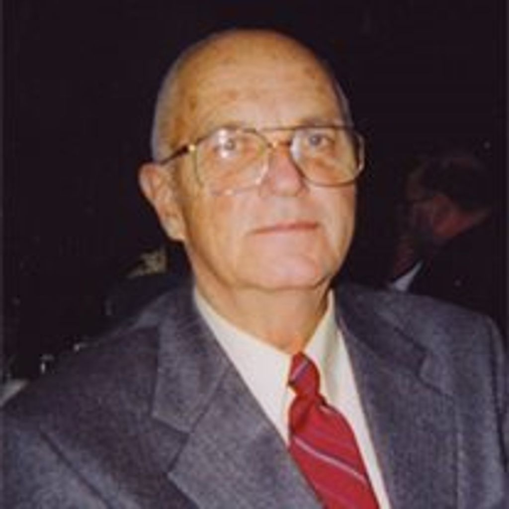 Byron  Kenneth Erickson