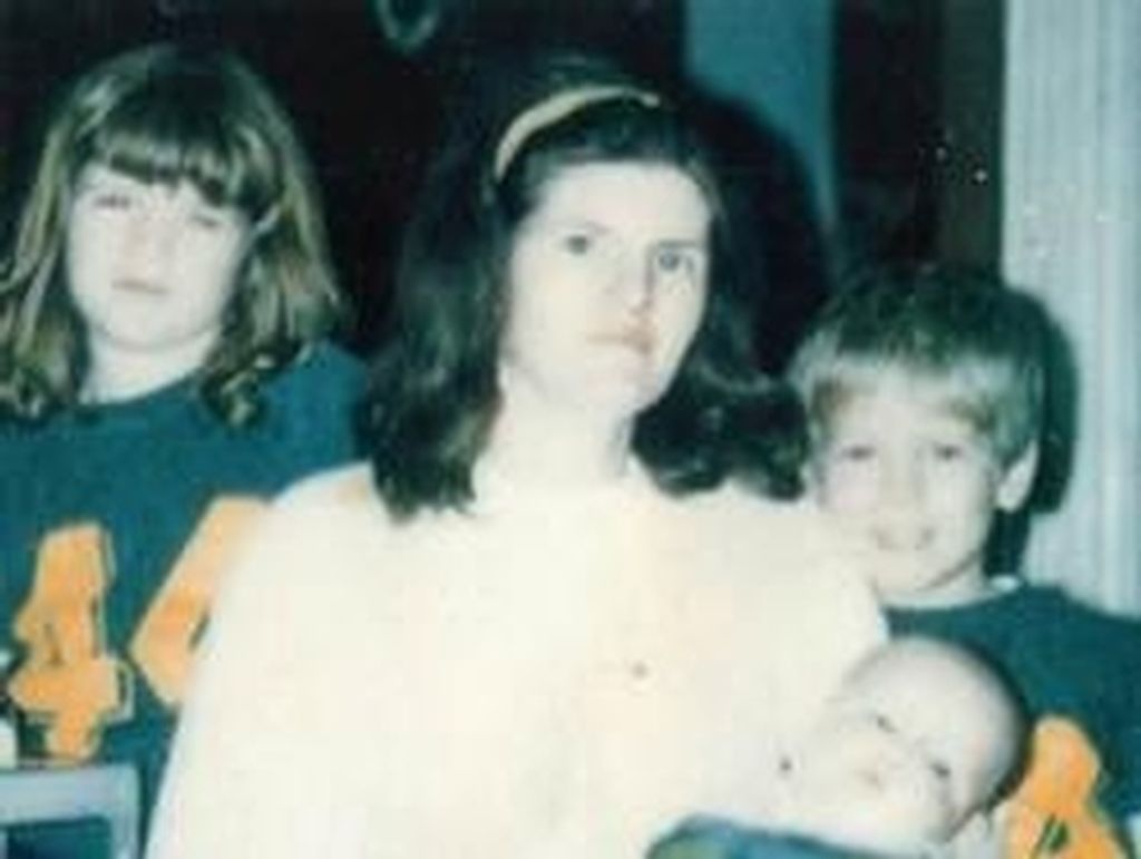 Mary E. Amos Profile Photo