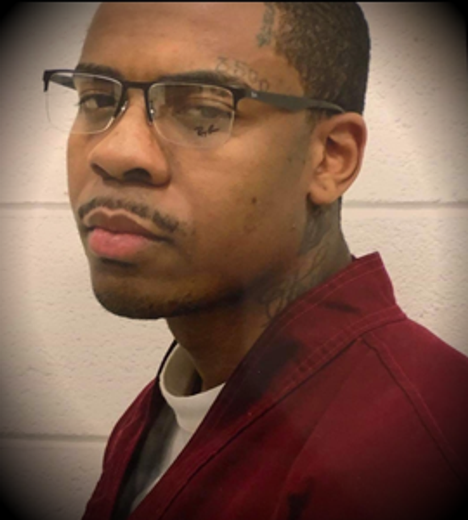 Treshawn L'Mont Fields