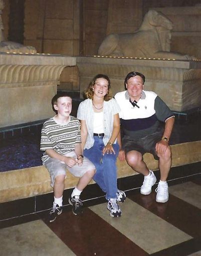 Robert Lloyd Betts photo gallery thumbnail 28 of 56