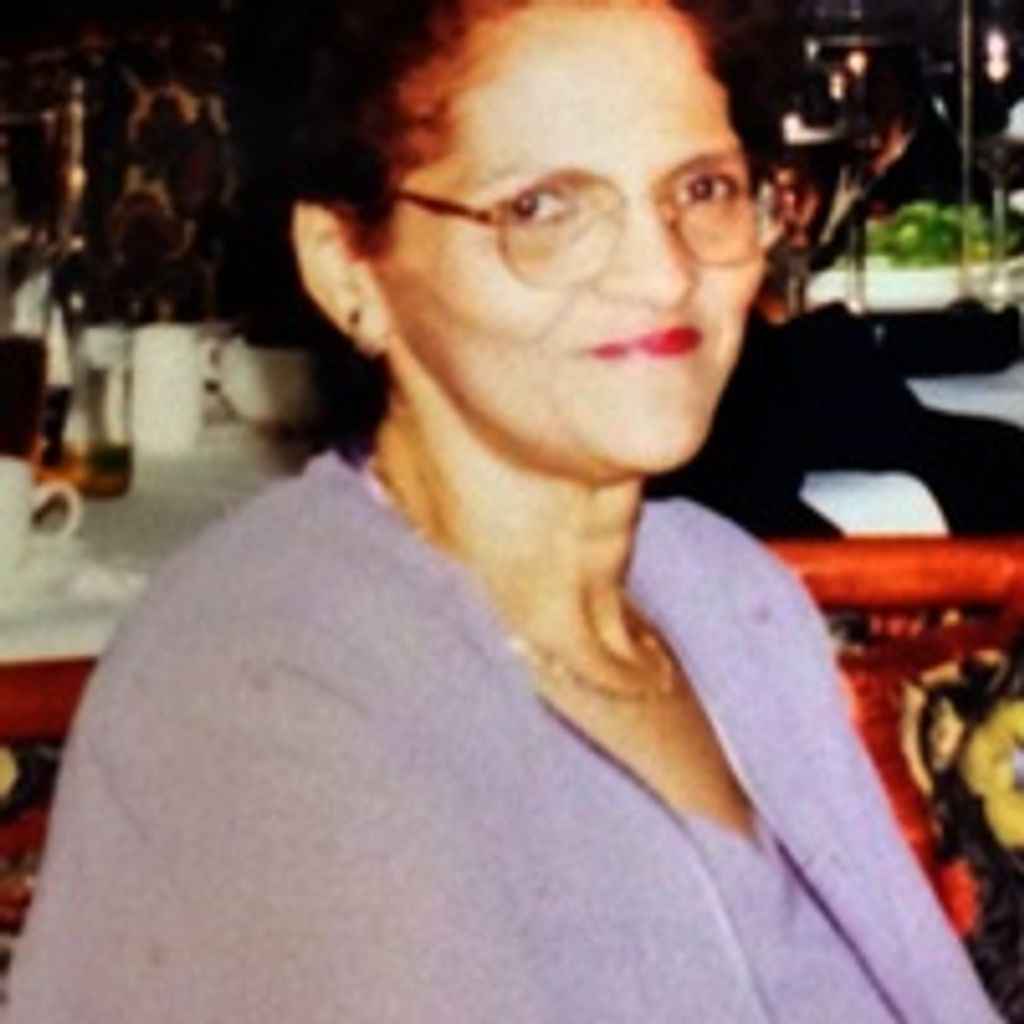 Zaida E. Kapiniaris