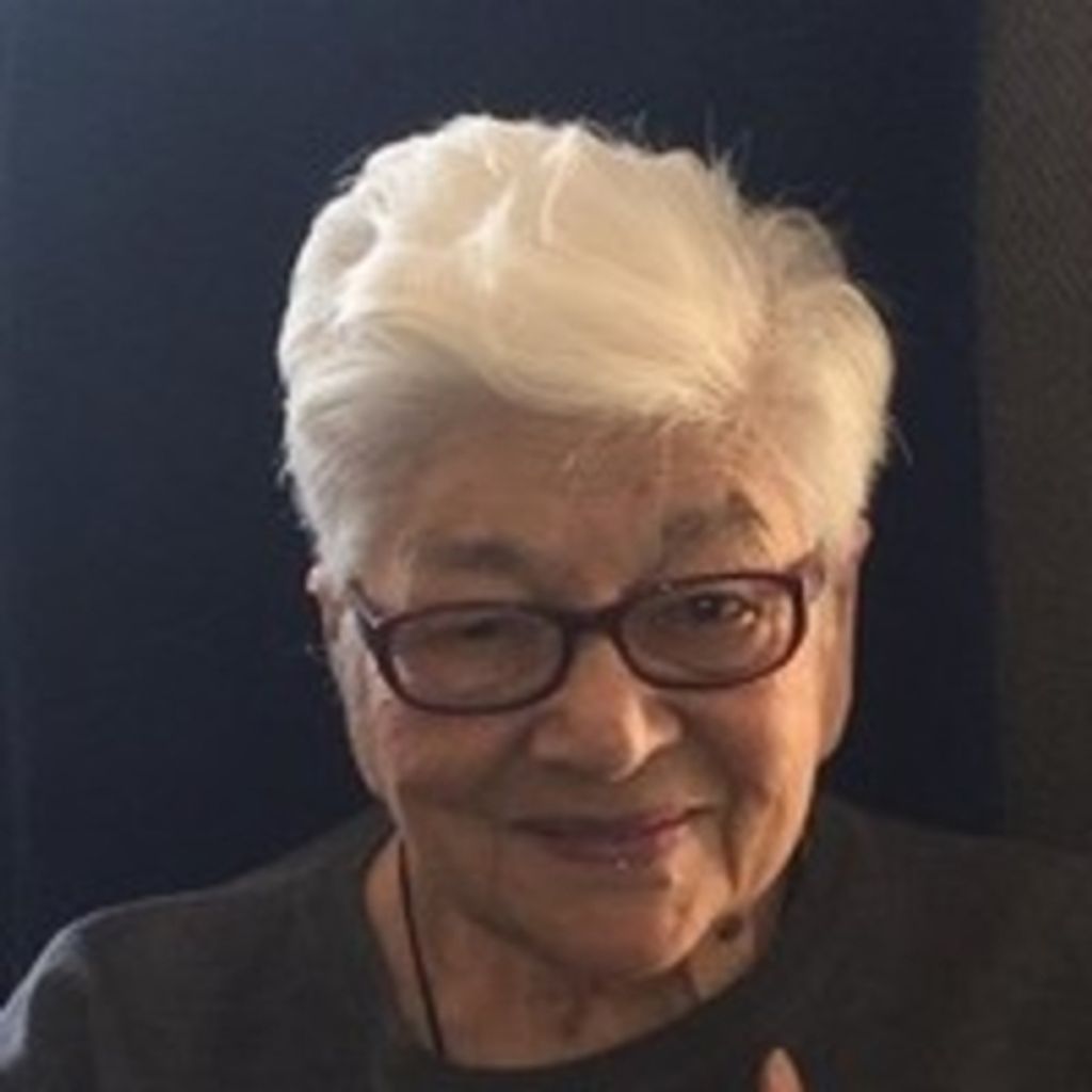 Vivienne Lois Briles