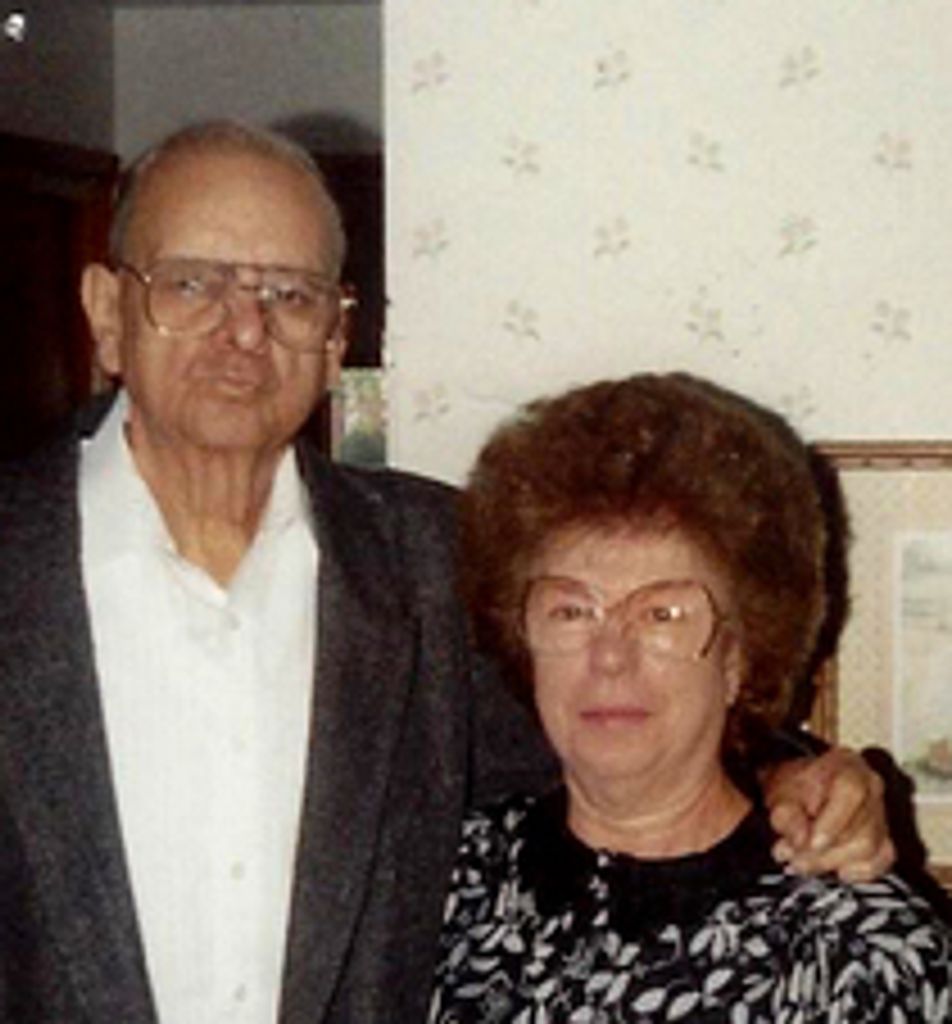 Elvira "Tiny" (Corsi)  Mata