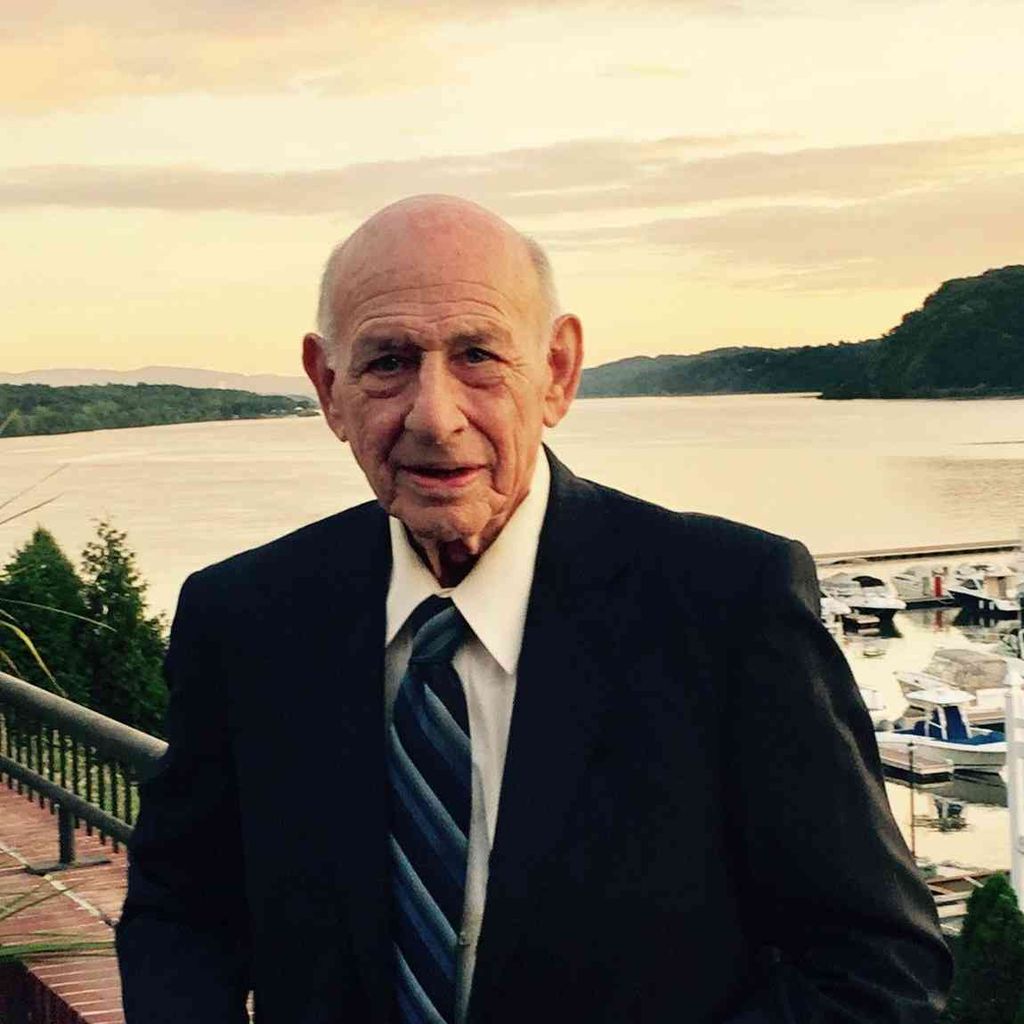 Stephen R Chernay, M.D. Profile Photo