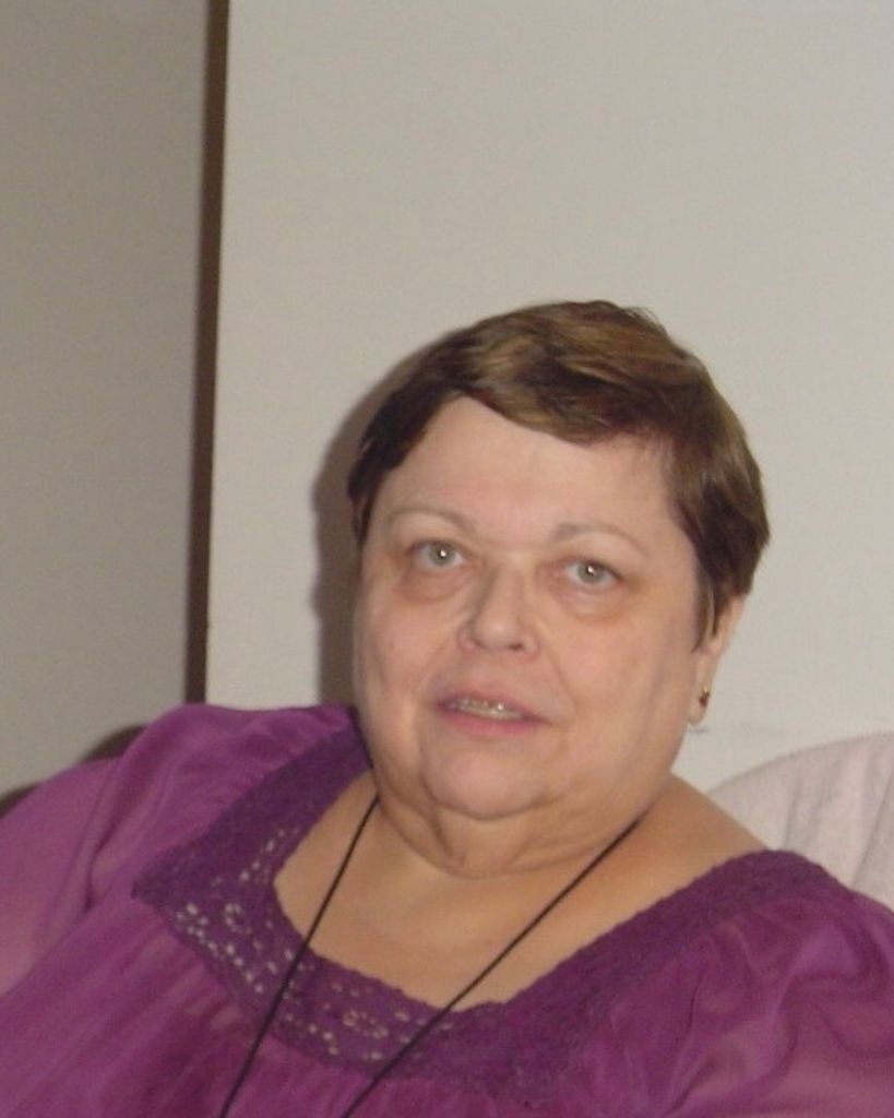 Carol Hallak Profile Photo