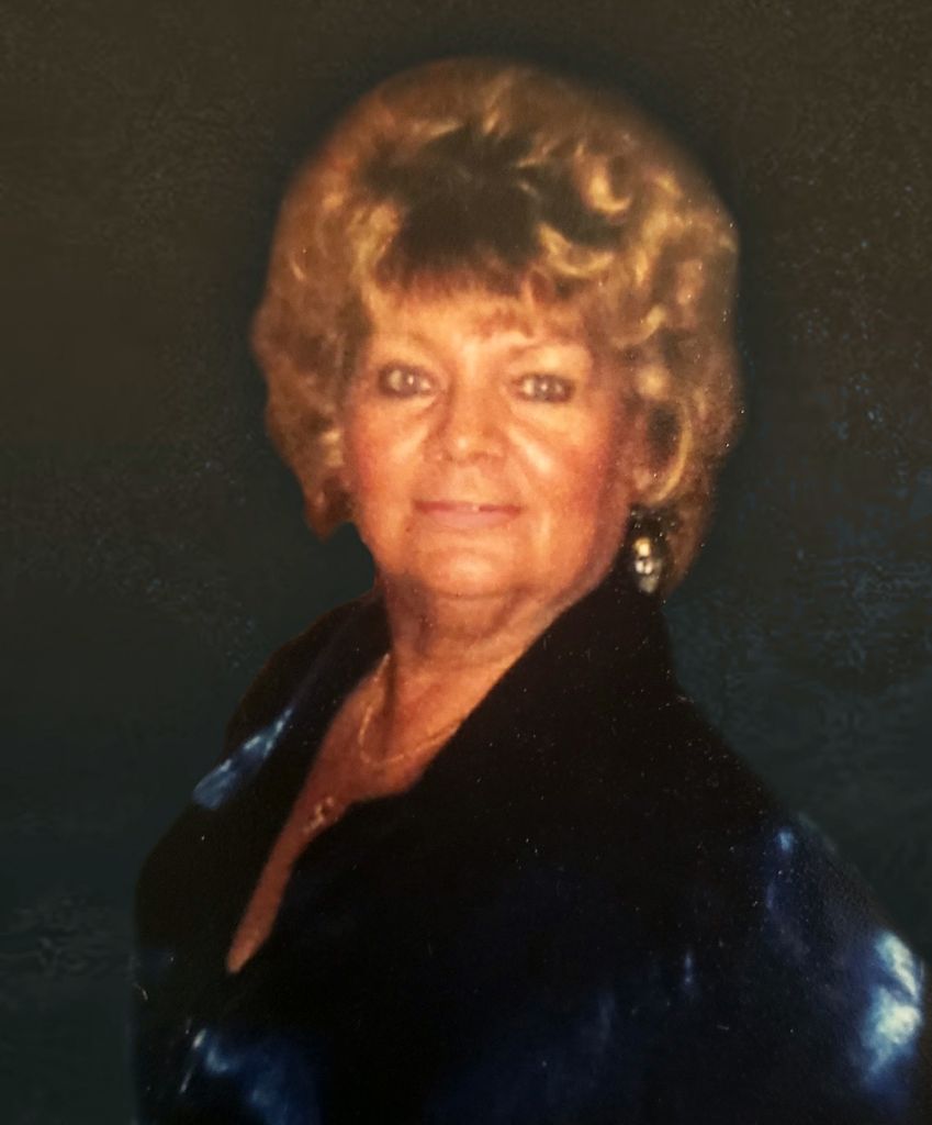 Helen Woods Profile Photo