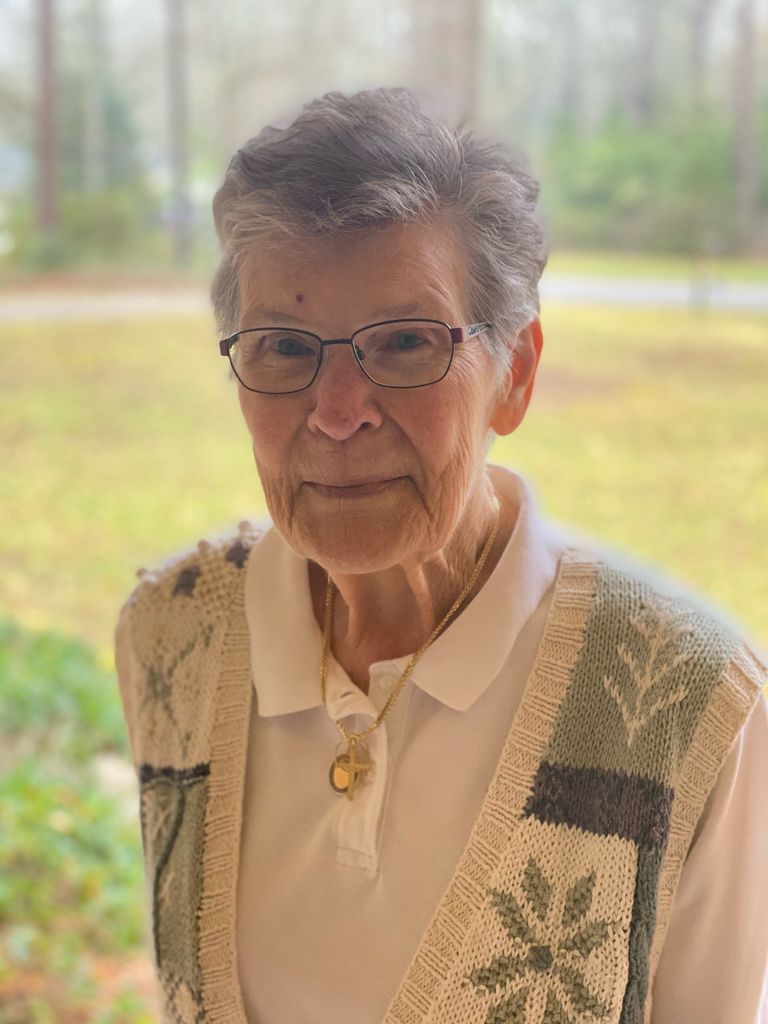 Dr. Virginia R. Holt Profile Photo