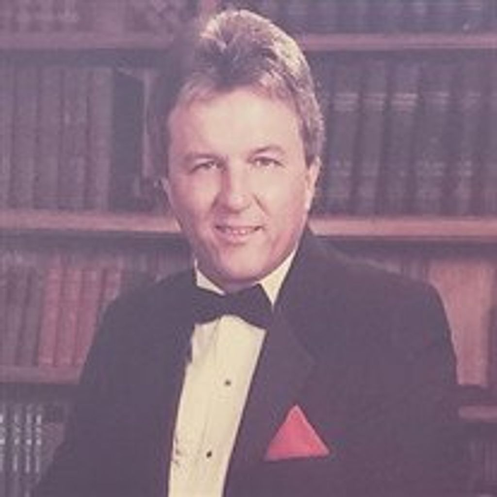 Gary  D. Gray