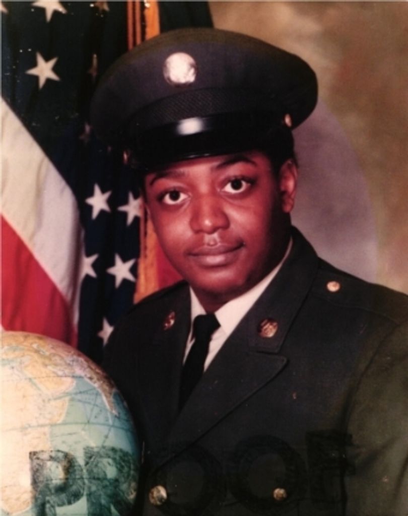 Robert Greggs Profile Photo