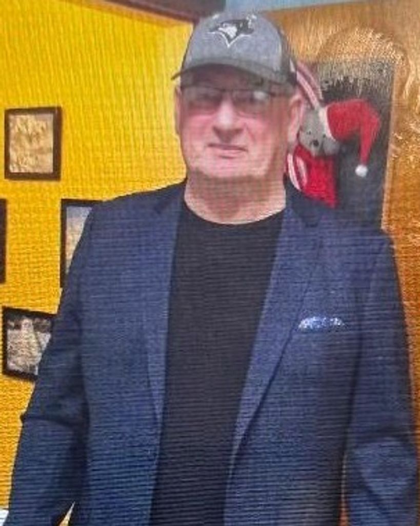 Daniel Fowler Profile Photo