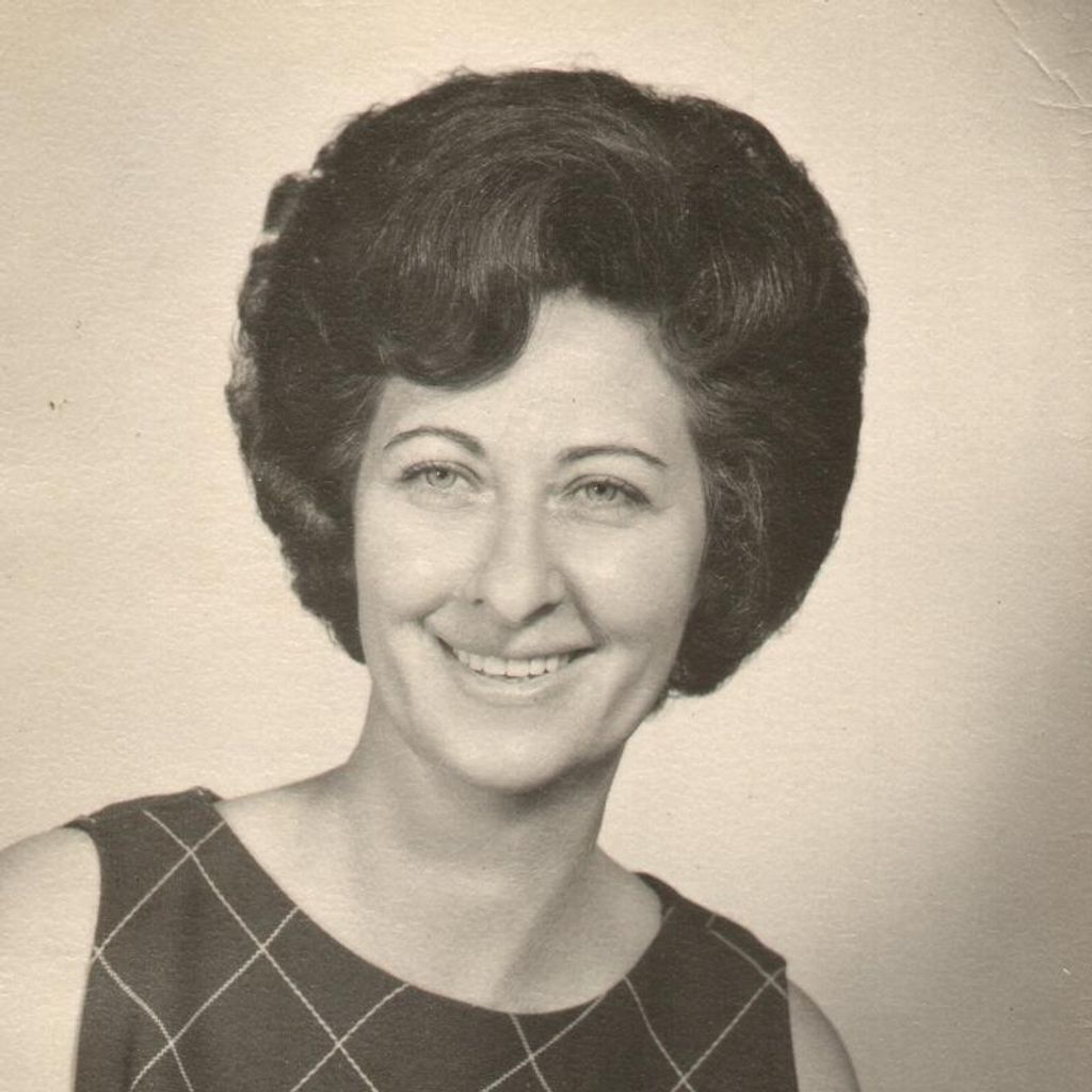 Elaine H Hachman Profile Photo