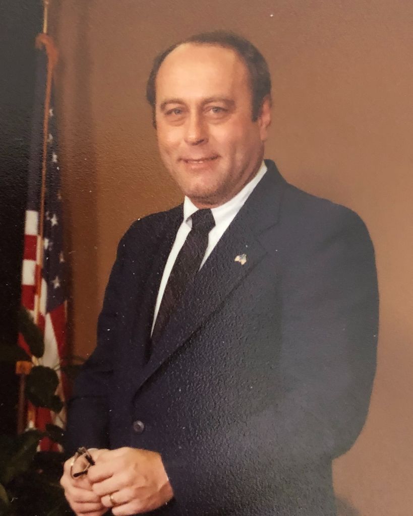 Robert Eugene Sterrett Profile Photo