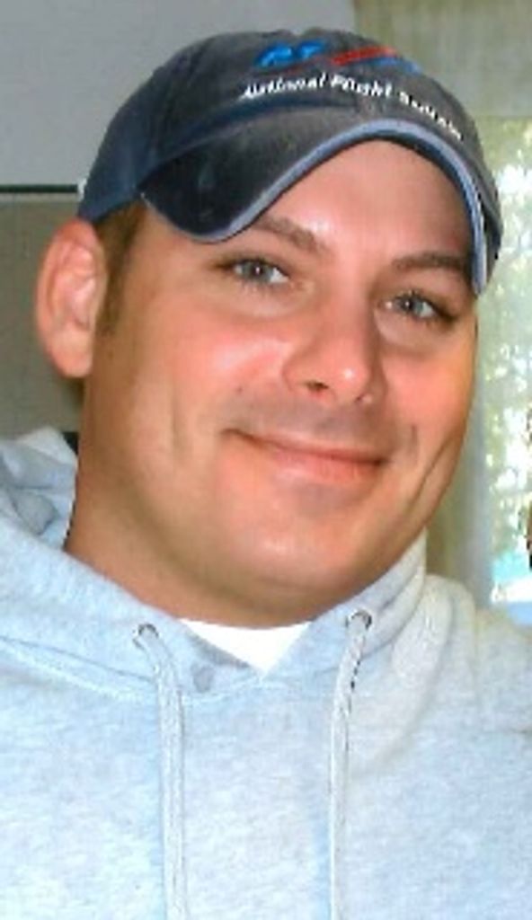 Lucas E. Sack
