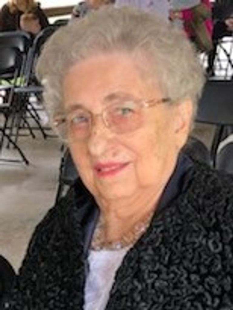 Mary Hyde Profile Photo