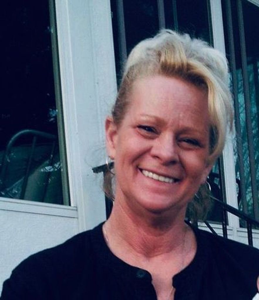 Donna L Rios Profile Photo