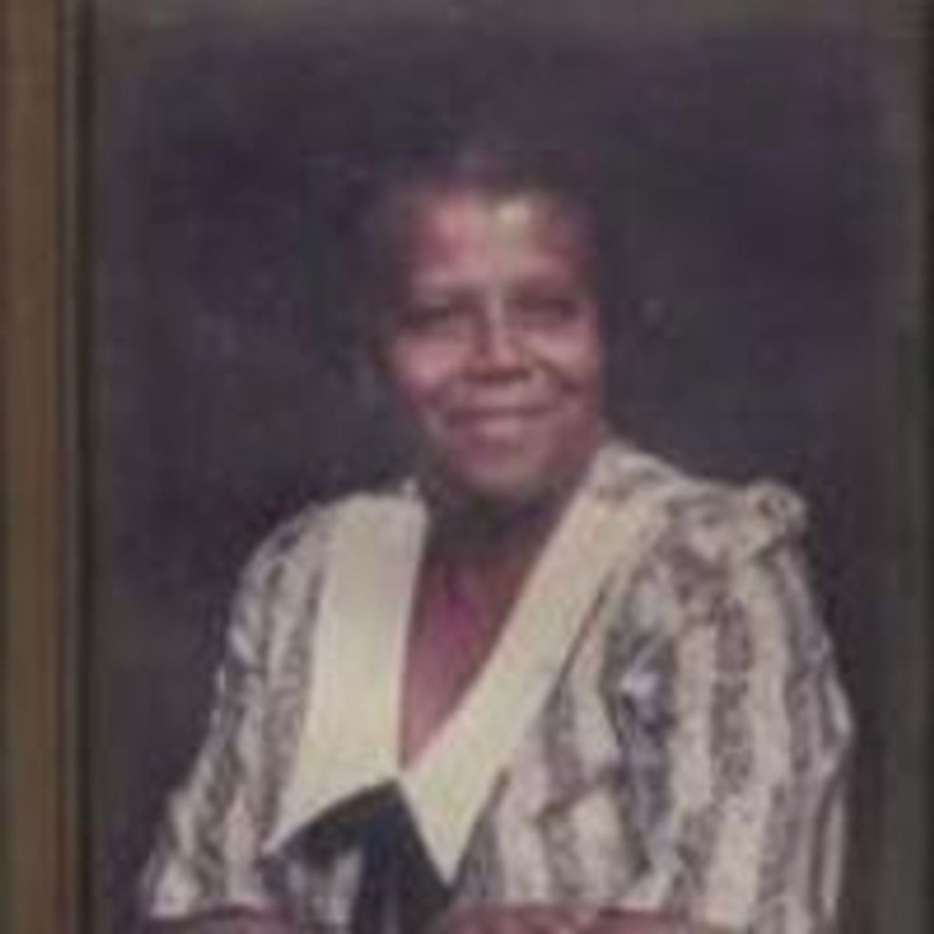 Dorothy M Green