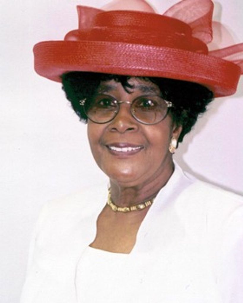First Lady Aurelia J. Holiman