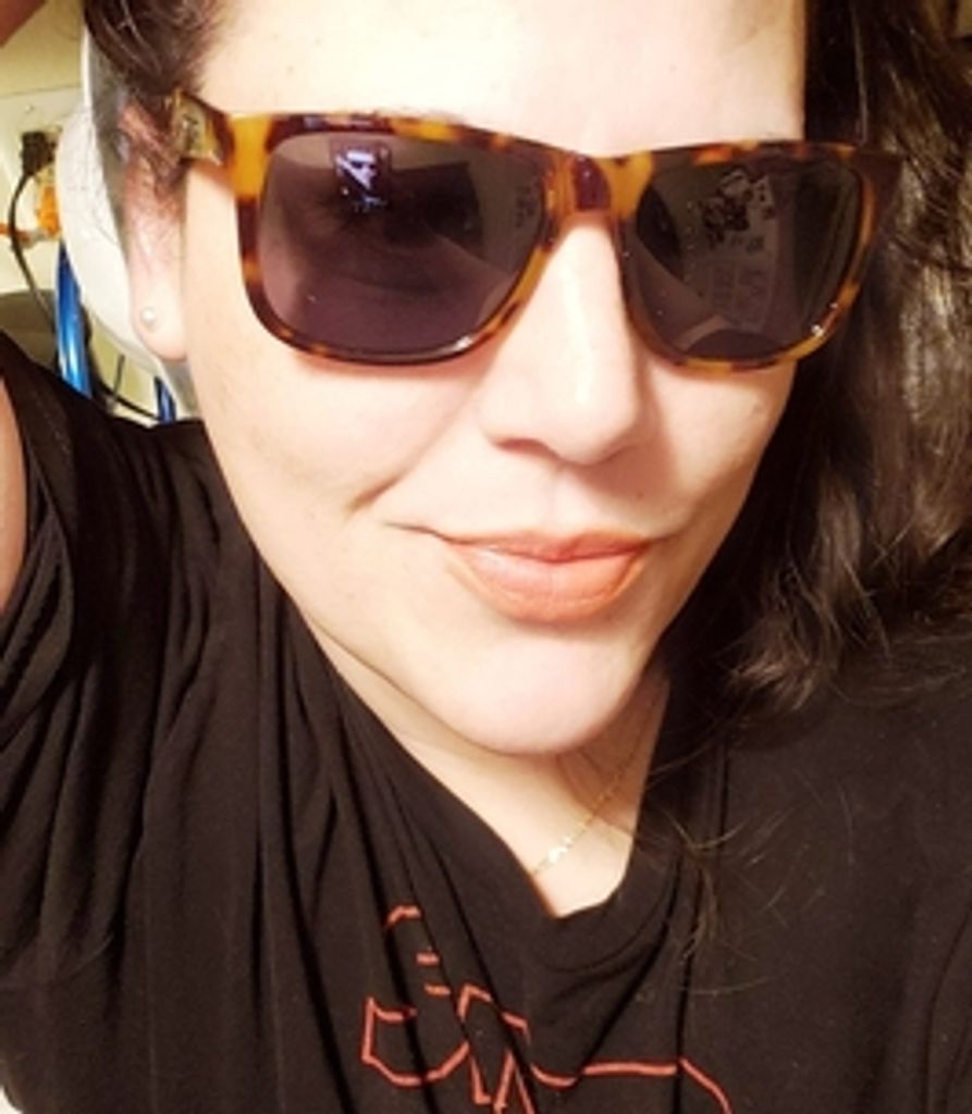 Thais Dias Profile Photo