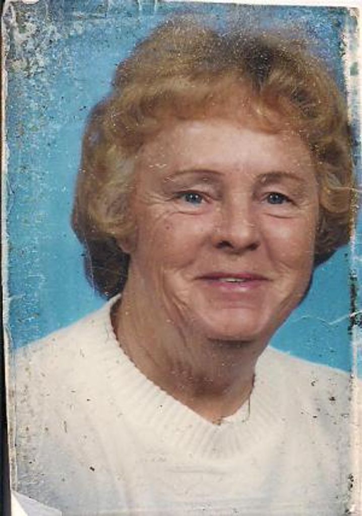 Mrs.    Rita Lois Cripps