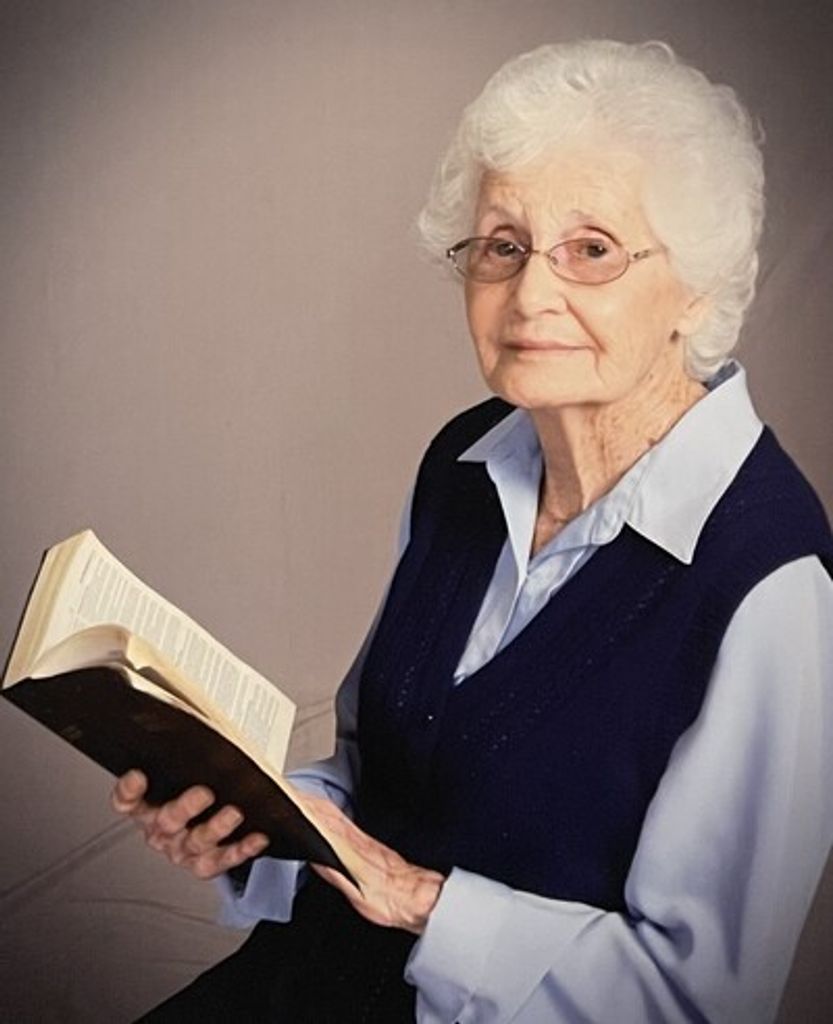 Hazel Mae Stark Profile Photo