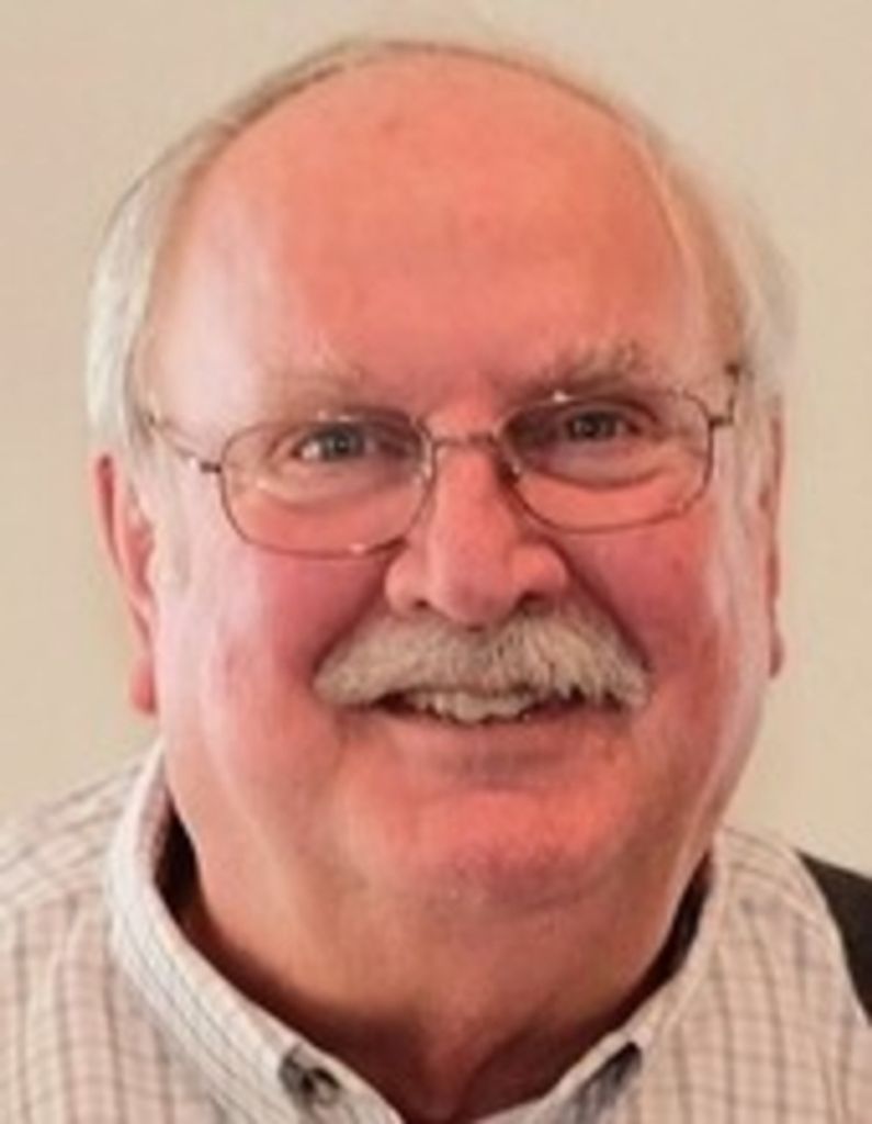 Steven Dubowik Profile Photo