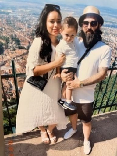 Stela Cristea photo gallery thumbnail 18 of 29