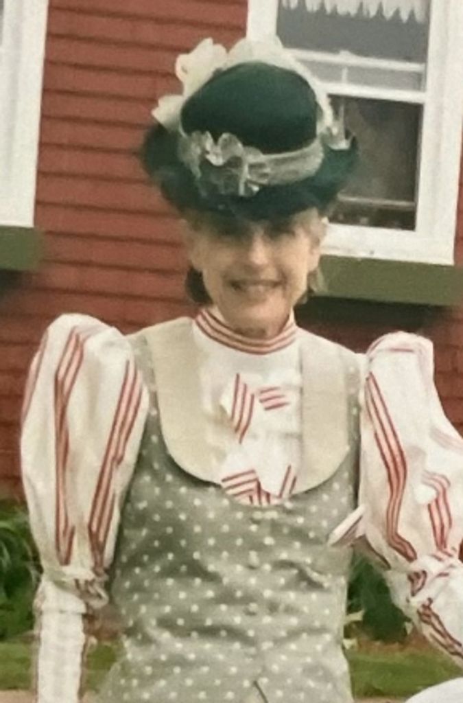 Joy Jensen Profile Photo