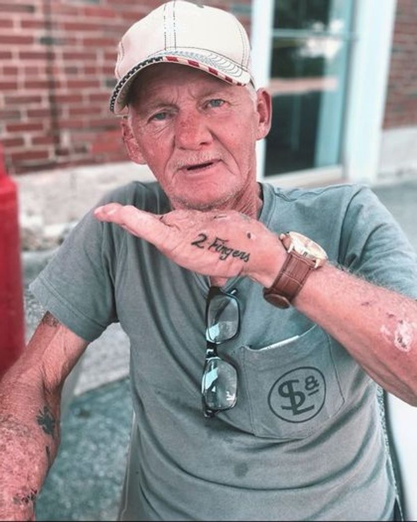 Tommy "Two Fingers" Davis