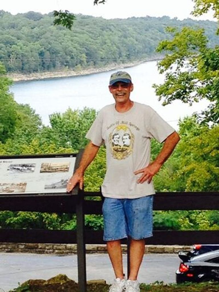 Ben Phillips Profile Photo