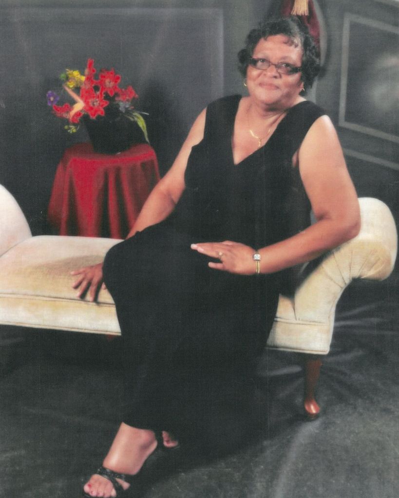 Alice Mae Davis Holland