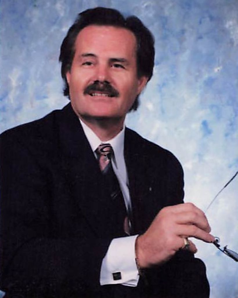Kenneth "KT" Taylor