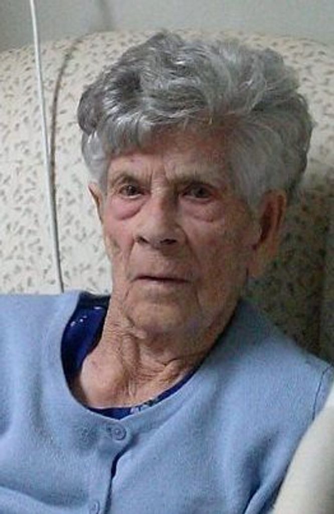 Mrs.    Nellie Miller