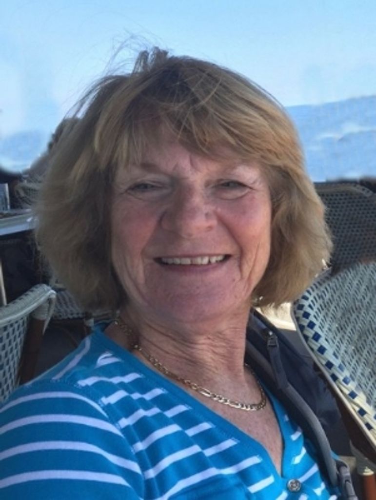 Evelyn R. Malcomnson