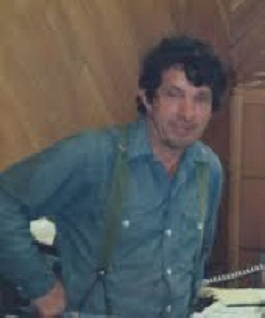 Edward C Horecny