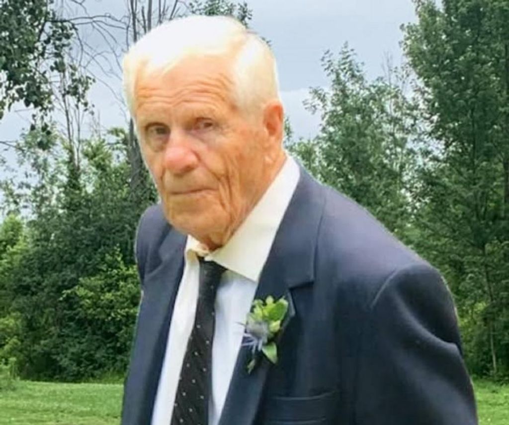 Bernard "Bernie" Chesna Profile Photo