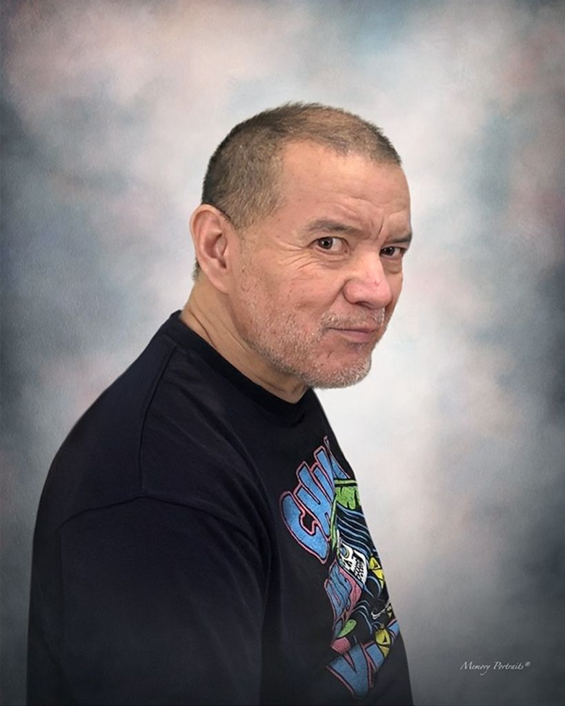 Gustavo Alvear Profile Photo