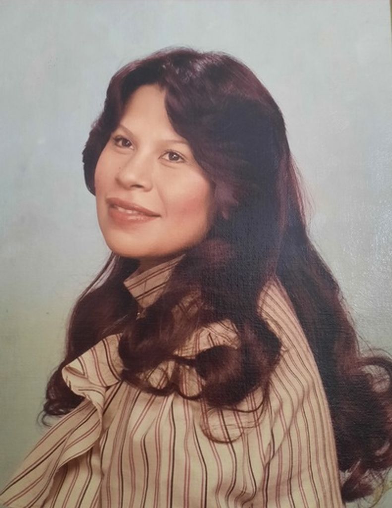 Carrie Gayle Salinas Profile Photo