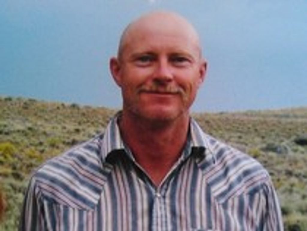 Warren Hodder